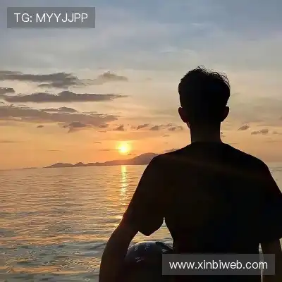 薄香绮